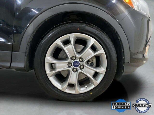 2015 Ford Escape Titanium photo 28