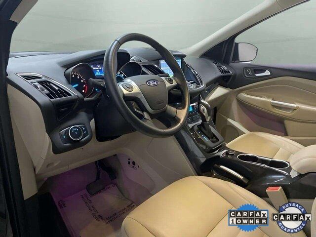 2015 Ford Escape Titanium photo 16