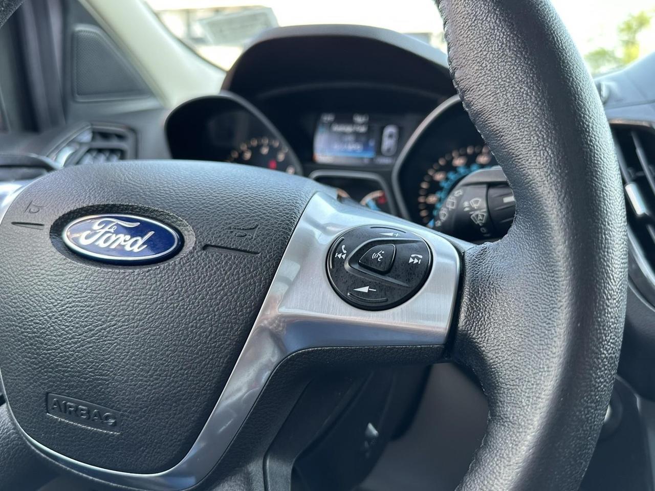 2015 Ford Escape Titanium Richmond Hill NY
