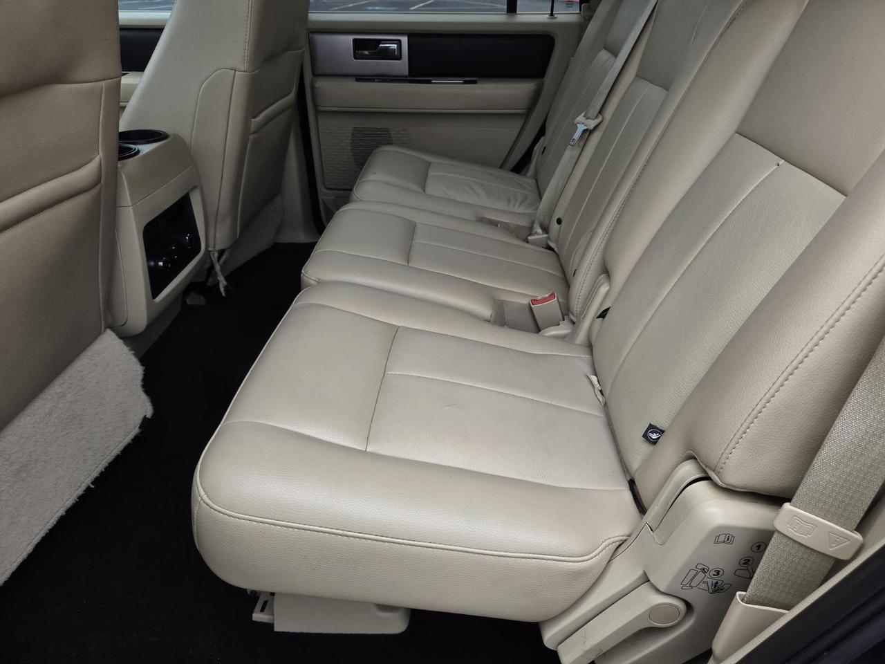 2015 Ford Expedition 2WD 4dr XLT Beeville TX