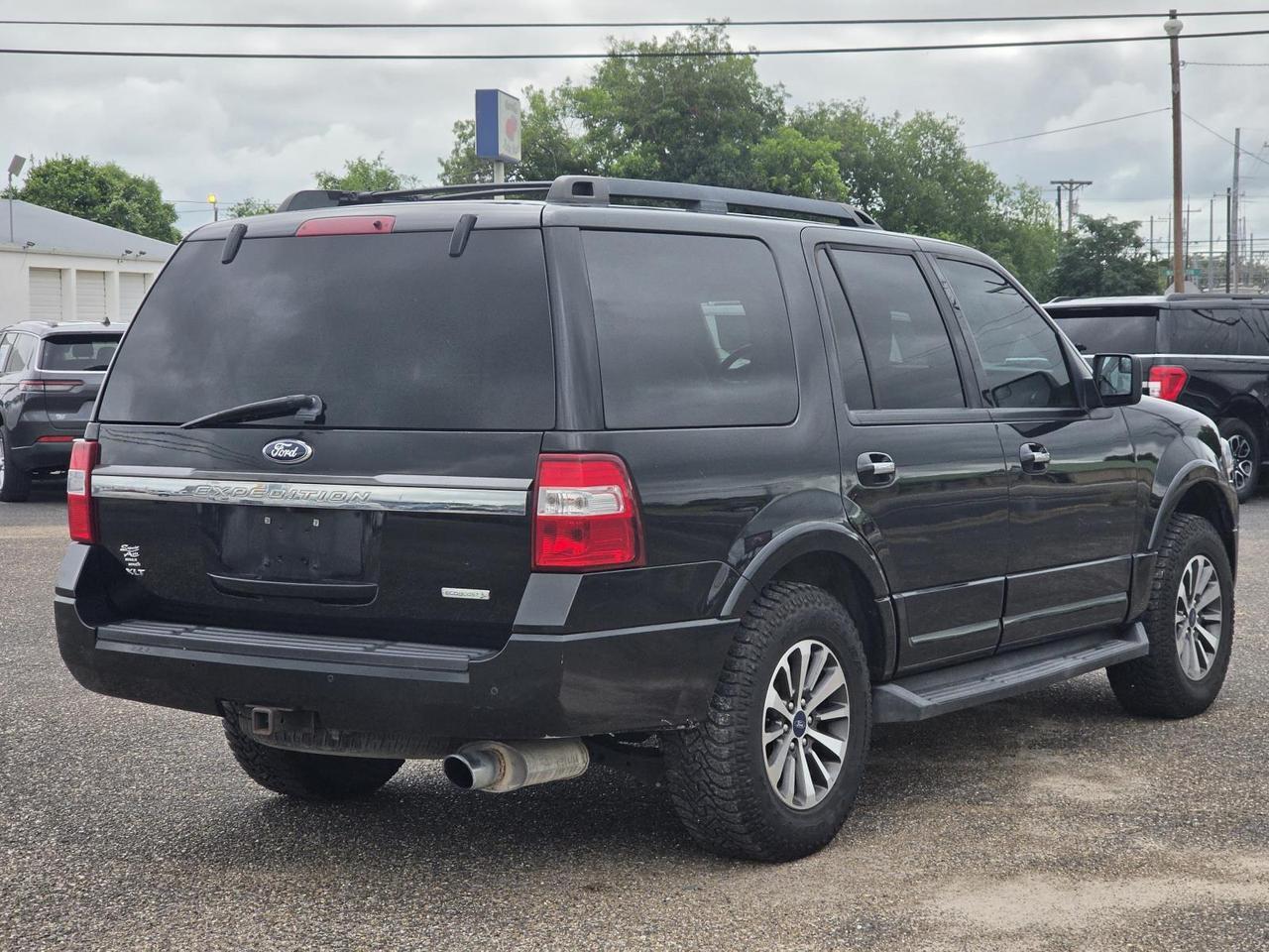 2015 Ford Expedition 2WD 4dr XLT Beeville TX