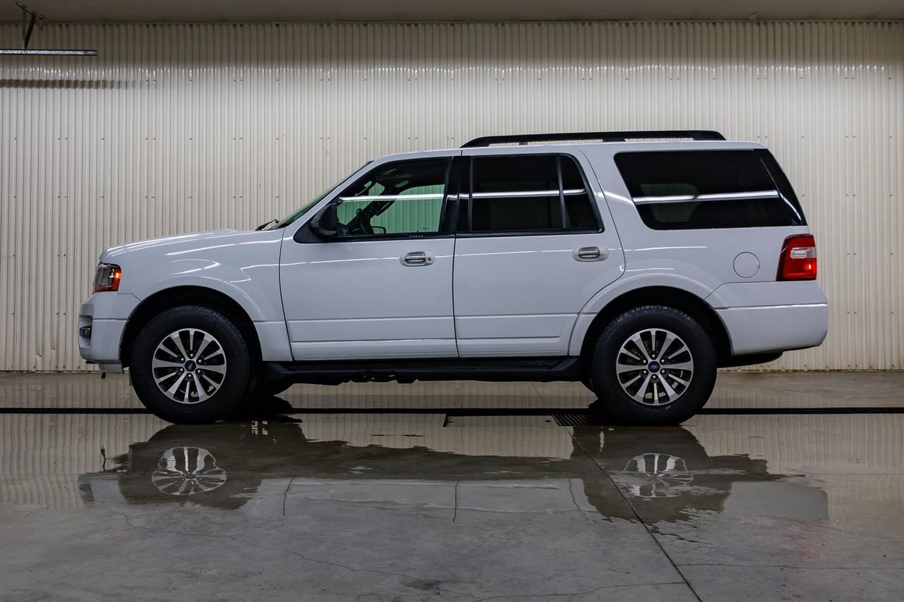 2015 Ford Expedition 4x4 XLT 3rd Row BCam Red Deer AB