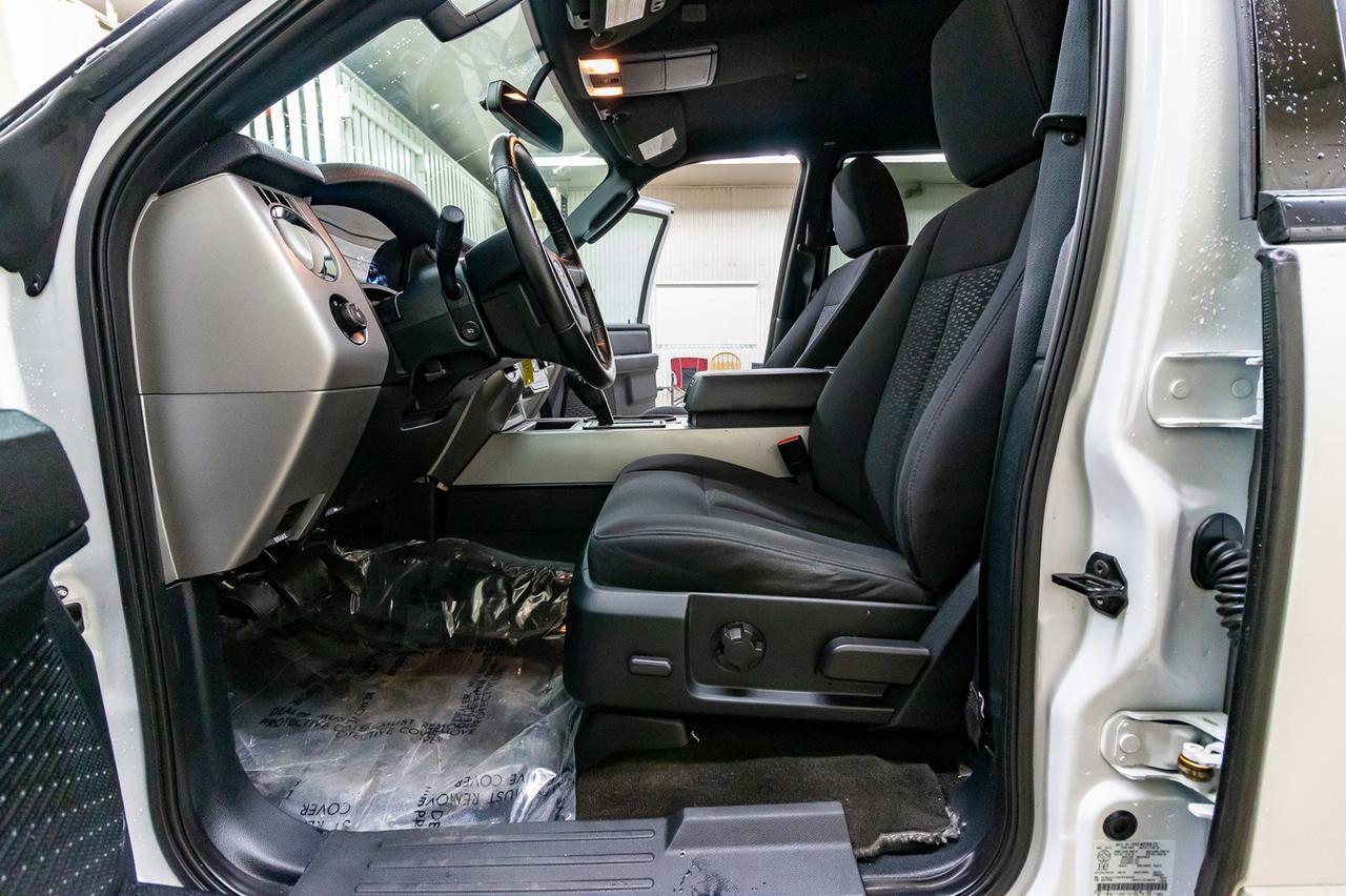 2015 Ford Expedition 4x4 XLT 3rd Row BCam Red Deer AB