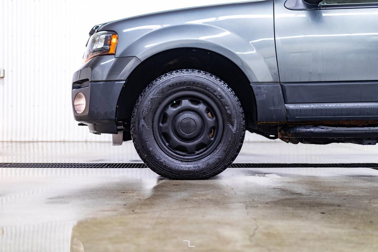 2015 Ford Expedition Max 4x4 XLT PSeat BCam Red Deer AB