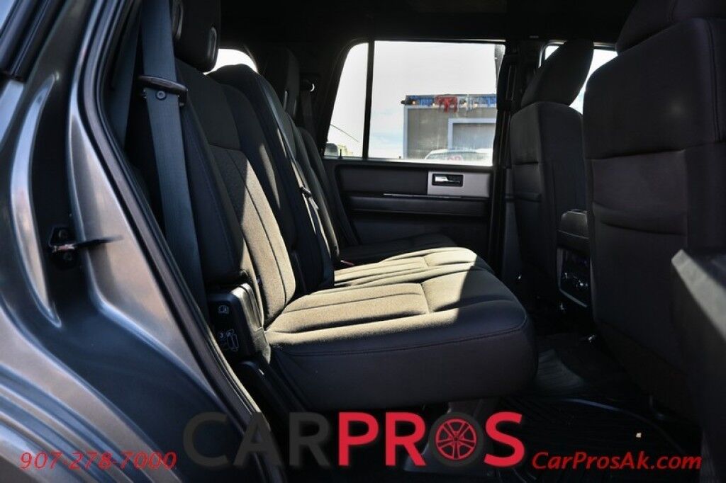 2015 Ford Expedition XLT - 3.5L V6 Ecoboost - Remote Start - Keyless Entry - Fog Lights - 3rd Row Seating - Tow Package Anchorage AK