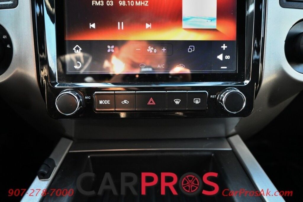 2015 Ford Expedition XLT - 3.5L V6 Ecoboost - Remote Start - Keyless Entry - Fog Lights - 3rd Row Seating - Tow Package Anchorage AK