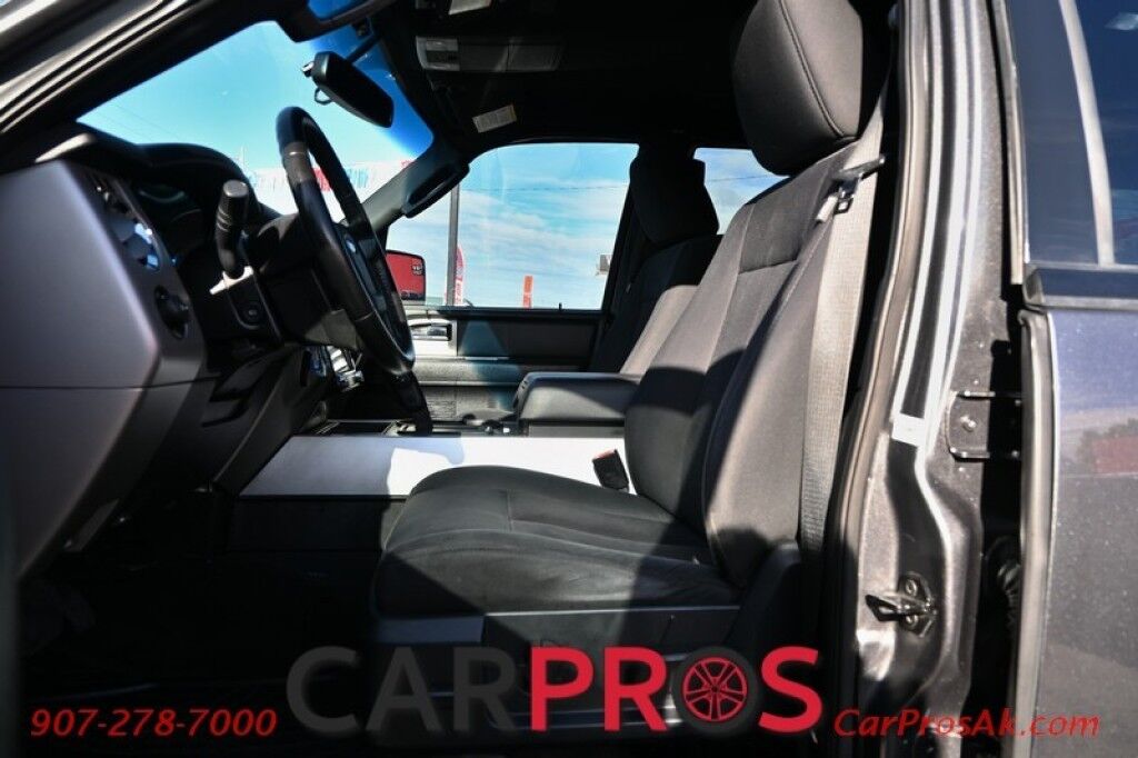 2015 Ford Expedition XLT - 3.5L V6 Ecoboost - Remote Start - Keyless Entry - Fog Lights - 3rd Row Seating - Tow Package Anchorage AK