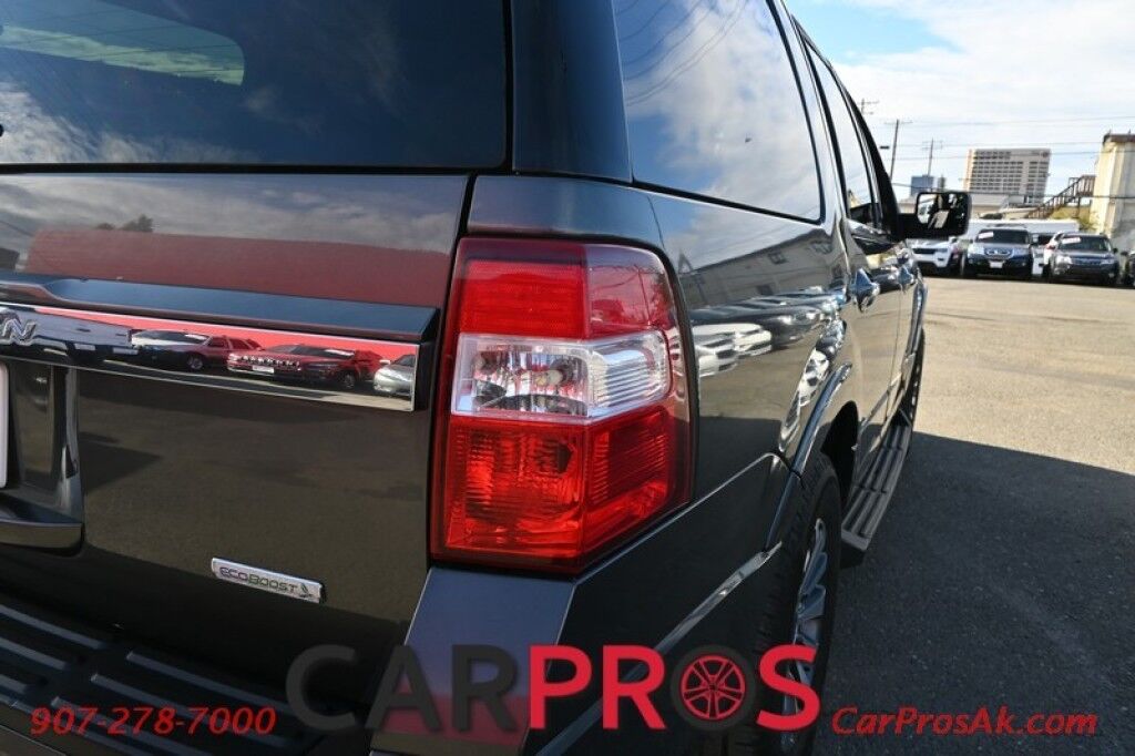 2015 Ford Expedition XLT - 3.5L V6 Ecoboost - Remote Start - Keyless Entry - Fog Lights - 3rd Row Seating - Tow Package Anchorage AK