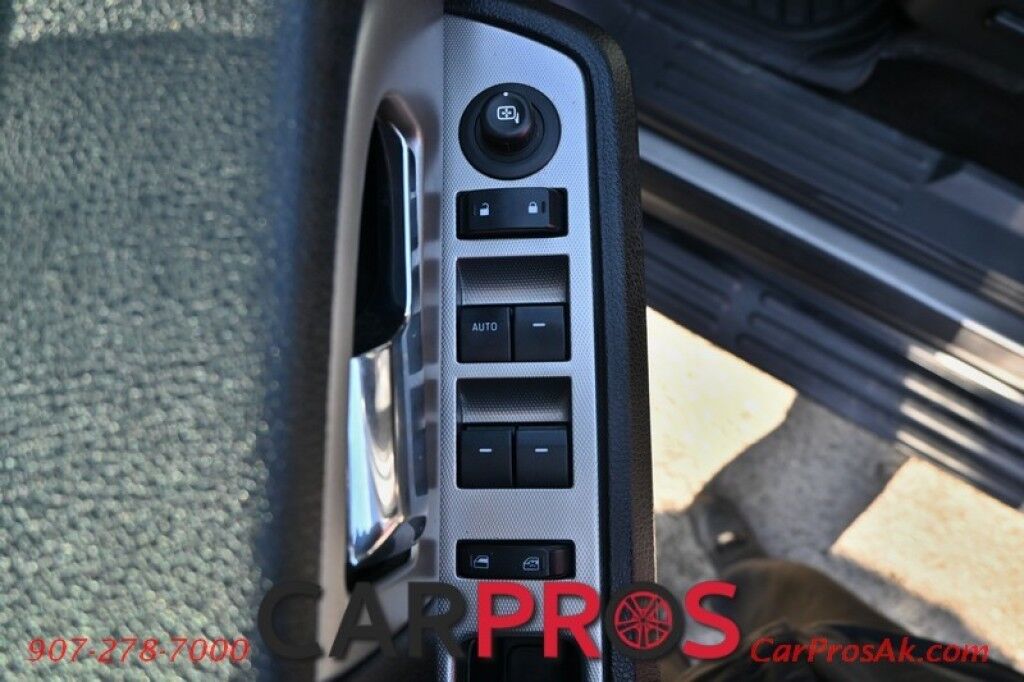2015 Ford Expedition XLT - 3.5L V6 Ecoboost - Remote Start - Keyless Entry - Fog Lights - 3rd Row Seating - Tow Package Anchorage AK