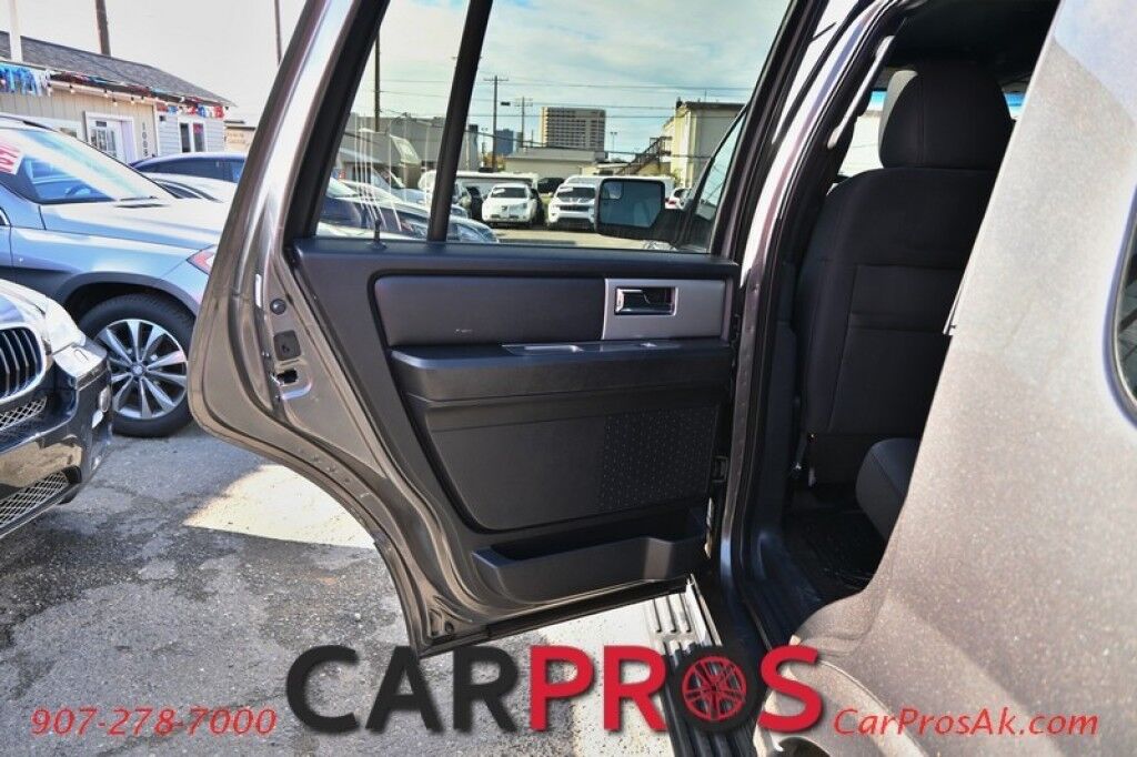 2015 Ford Expedition XLT - 3.5L V6 Ecoboost - Remote Start - Keyless Entry - Fog Lights - 3rd Row Seating - Tow Package Anchorage AK