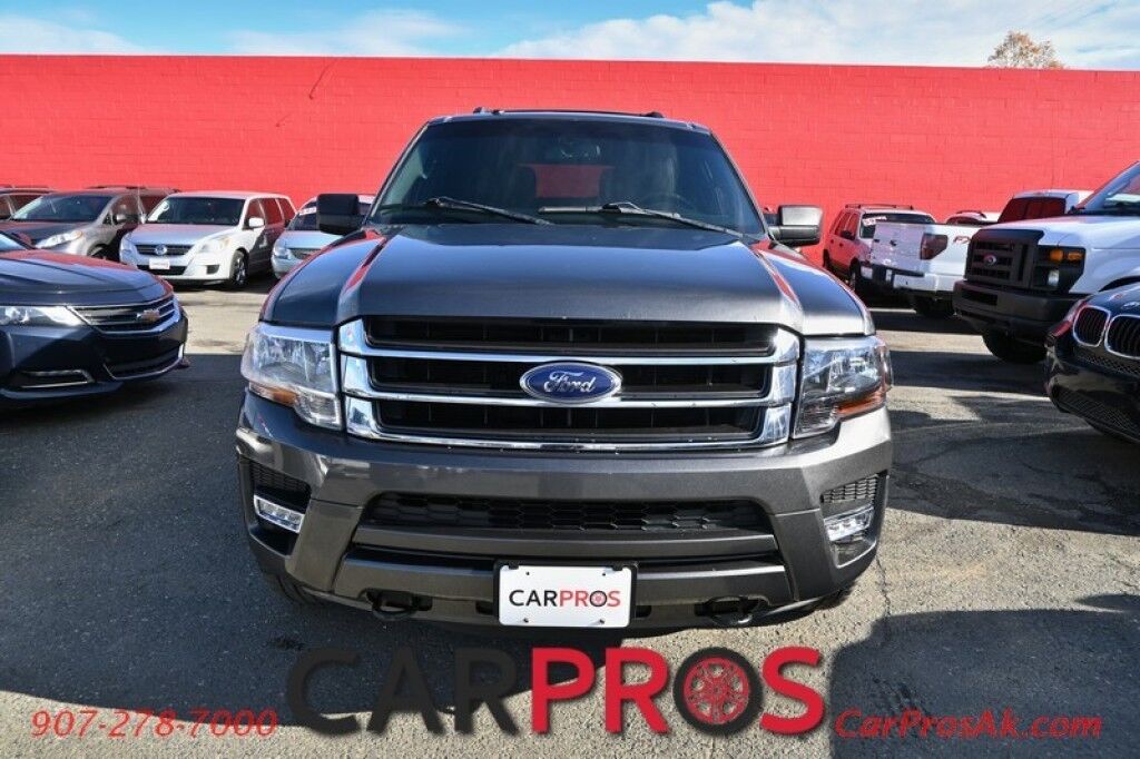2015 Ford Expedition XLT - 3.5L V6 Ecoboost - Remote Start - Keyless Entry - Fog Lights - 3rd Row Seating - Tow Package Anchorage AK