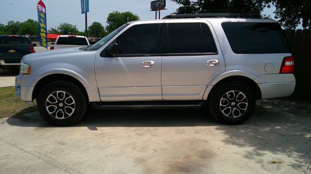 2015 Ford Expedition XLT San Antonio TX