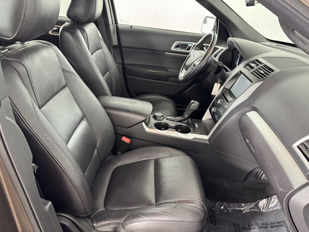 2015 Ford Explorer 4WD XLT w/Nav/Tow Pkg Maumee OH
