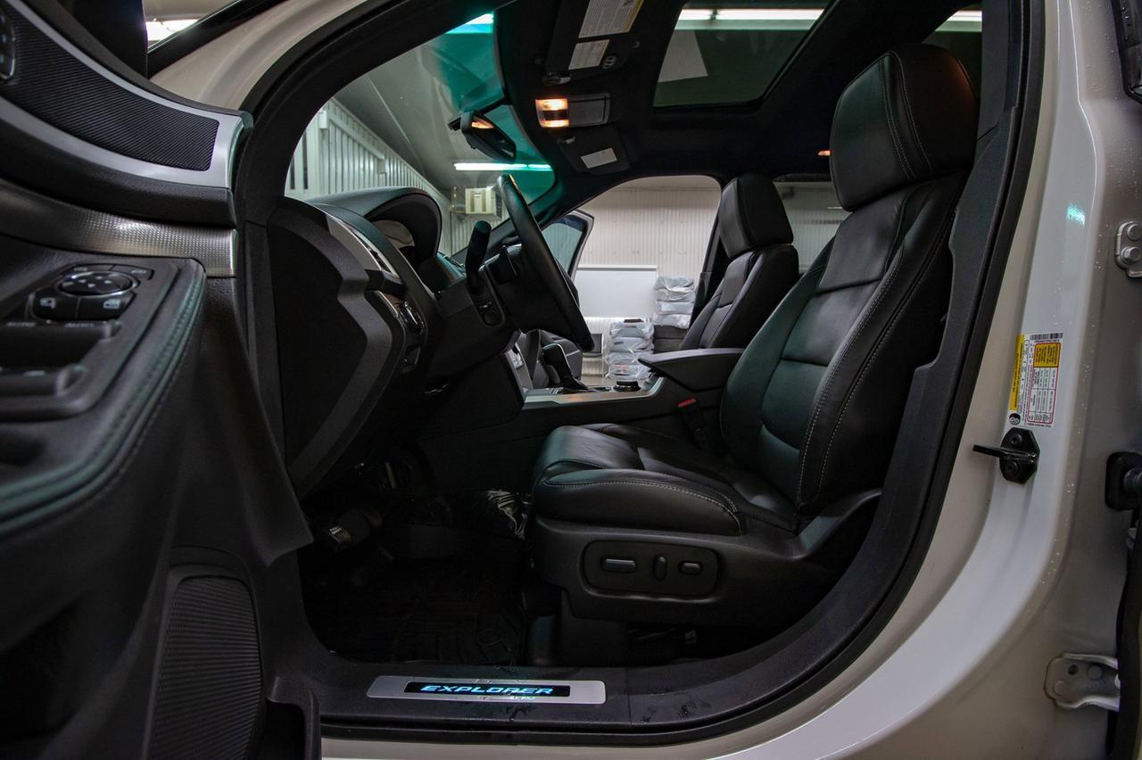 2015 Ford Explorer AWD Sport Leather Roof Nav TV&apos;s Red Deer AB
