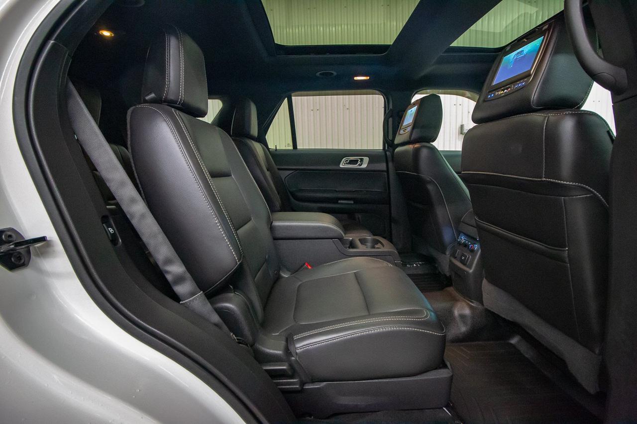 2015 Ford Explorer AWD Sport Leather Roof Nav TV's Red Deer AB