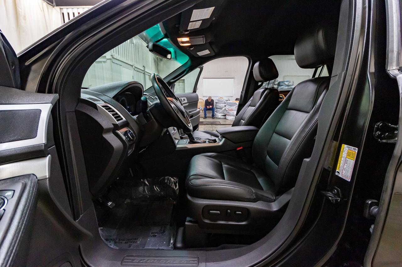 2015 Ford Explorer AWD XLT Leather Nav BCam Red Deer AB