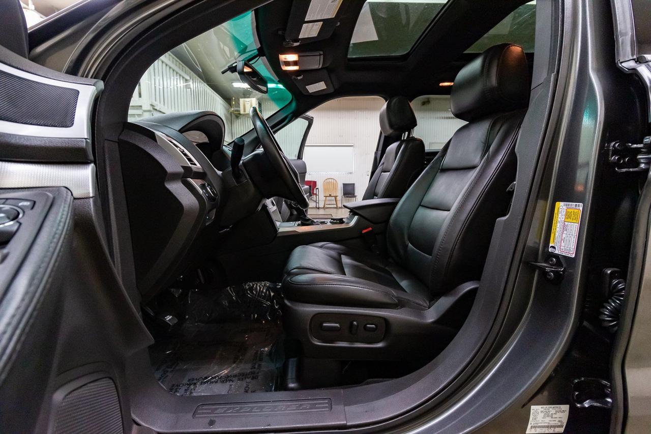 2015 Ford Explorer AWD XLT Leather Roof Nav Red Deer AB