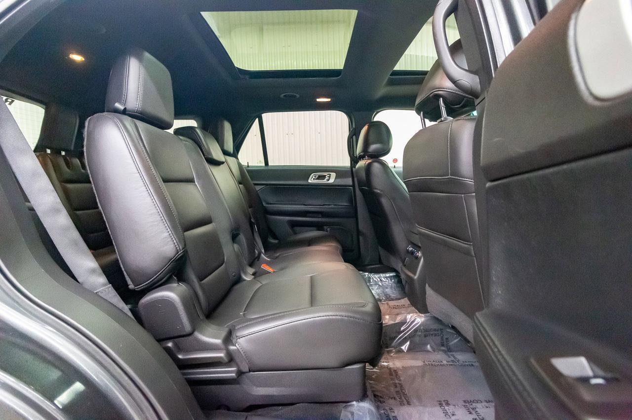 2015 Ford Explorer AWD XLT Leather Roof Nav Red Deer AB