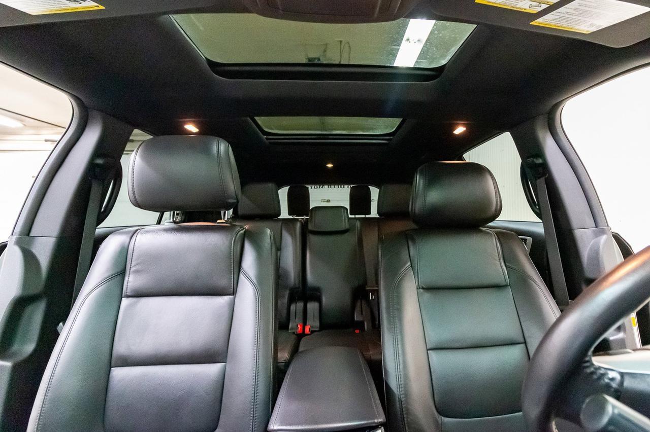 2015 Ford Explorer AWD XLT Leather Roof Nav Red Deer AB