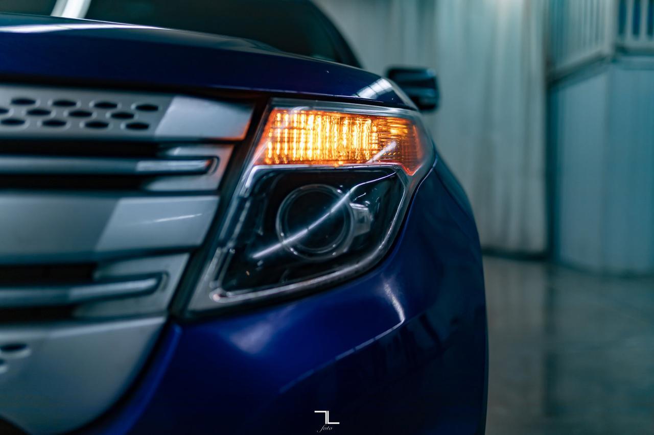 2015 Ford Explorer AWD XLT Luxury Leather BCam 7 Passenger Red Deer AB