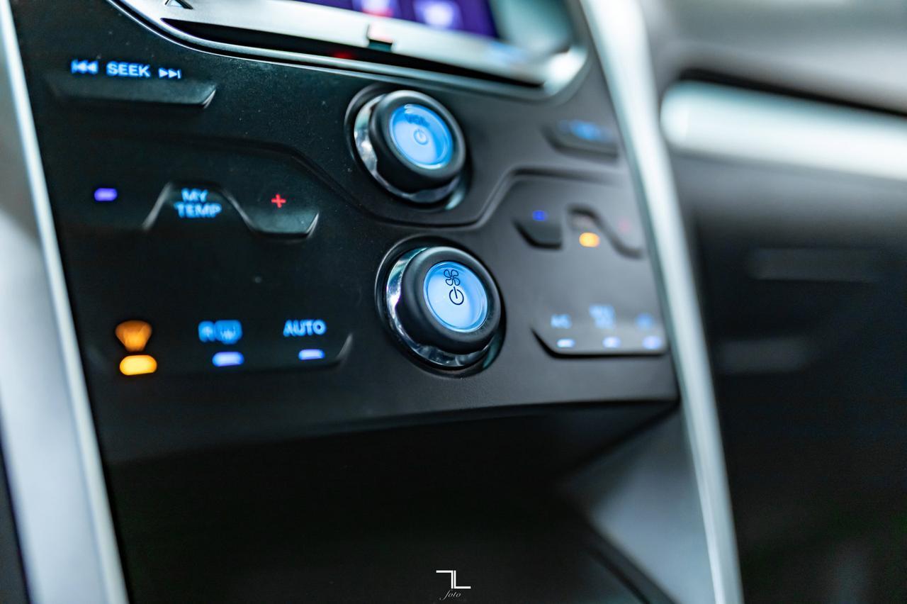 2015 Ford Explorer AWD XLT Luxury Leather BCam 7 Passenger Red Deer AB