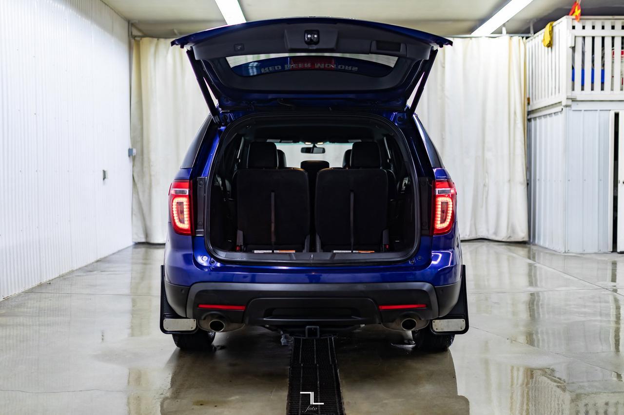 2015 Ford Explorer AWD XLT Luxury Leather BCam 7 Passenger Red Deer AB