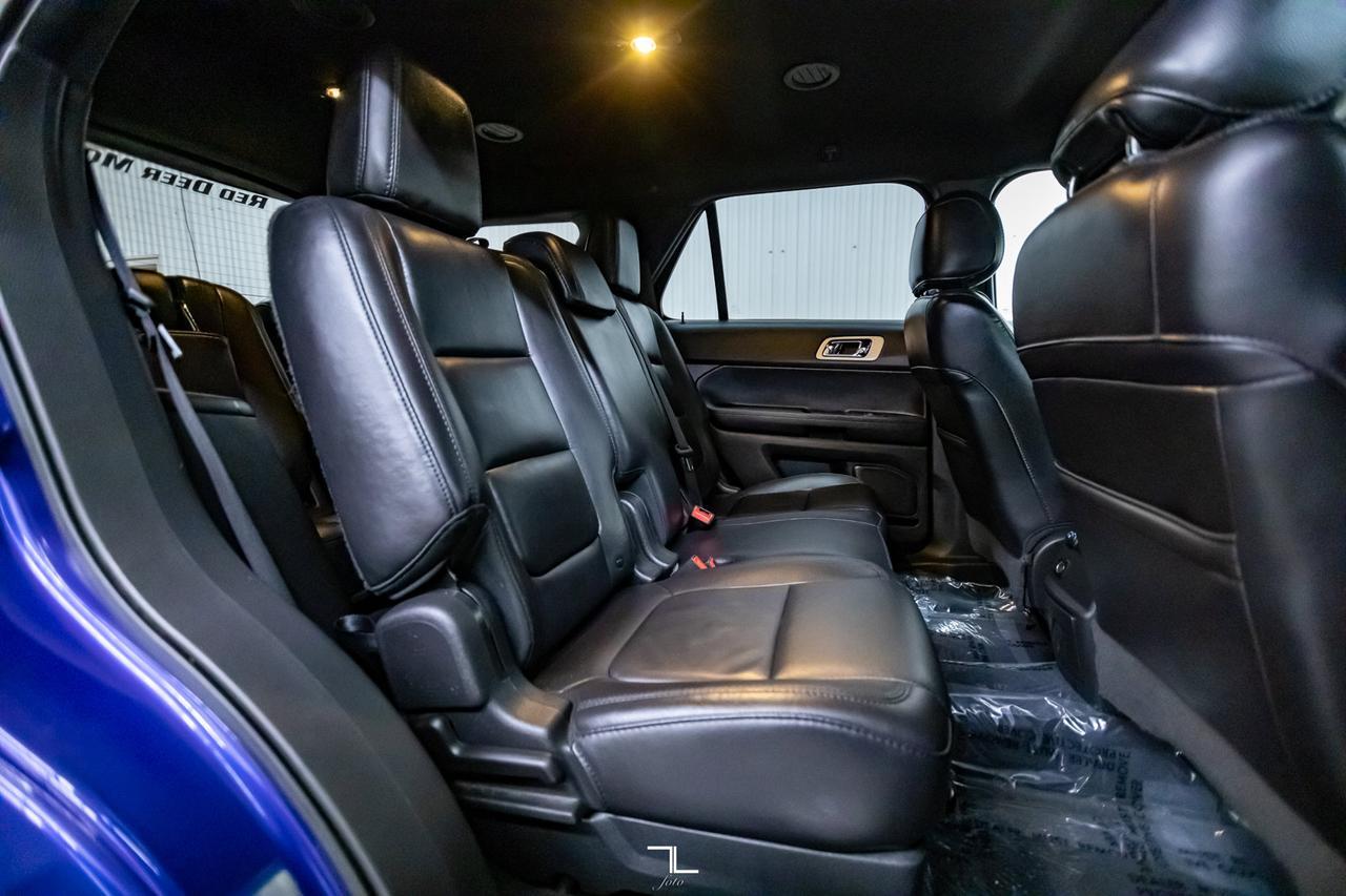 2015 Ford Explorer AWD XLT Luxury Leather BCam 7 Passenger Red Deer AB
