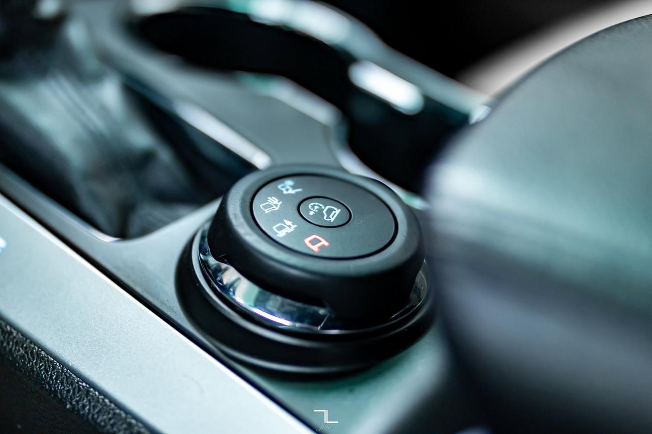 2015 Ford Explorer AWD XLT Luxury Leather BCam 7 Passenger Red Deer AB