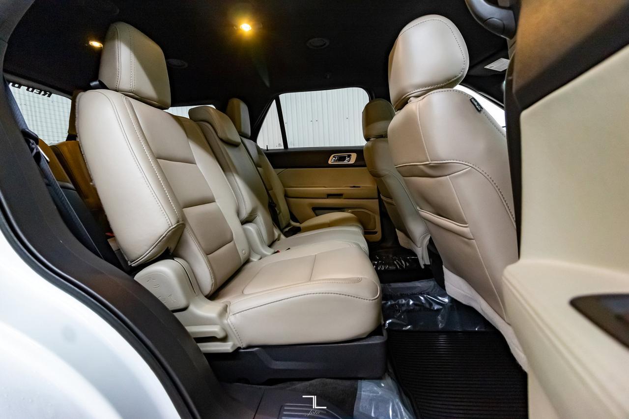 2015 Ford Explorer AWD XLT Luxury Leather BCam 7 Passenger Red Deer AB