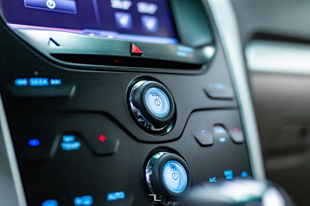 2015 Ford Explorer AWD XLT Luxury Leather BCam 7 Passenger Red Deer AB