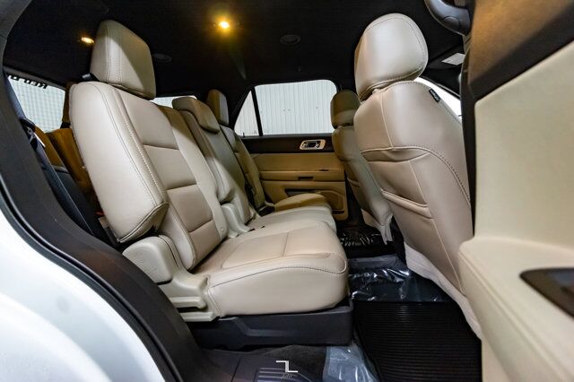 2015 Ford Explorer AWD XLT Luxury Leather BCam 7 Passenger Red Deer AB