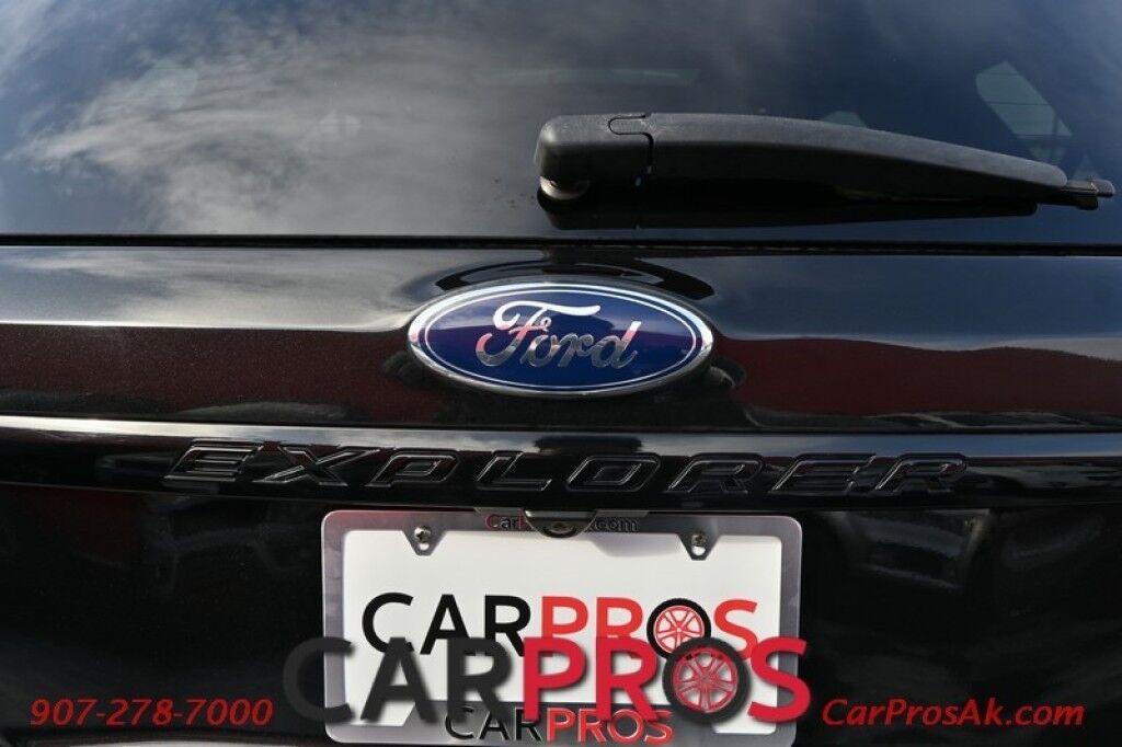 2015 Ford Explorer Sport - 4X4 - Remote Start - Heated/Cooled Leather Seats - Heated Steering Wheel - Push to Start - Blind Spot Monitoring System - Adaptive Cruise Control - NAV - Bluetooth - Dual Panel Sunroof - 3rd Row Seating - Seats 7 - Power Liftgate Anchorage AK