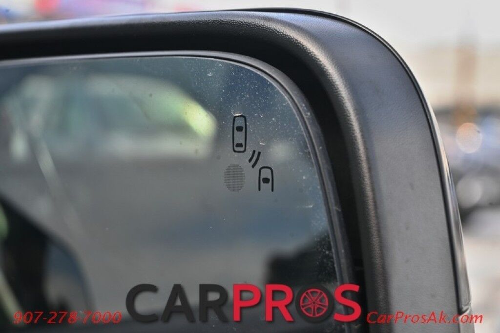 2015 Ford Explorer Sport - 4X4 - Remote Start - Heated/Cooled Leather Seats - Heated Steering Wheel - Push to Start - Blind Spot Monitoring System - Adaptive Cruise Control - NAV - Bluetooth - Dual Panel Sunroof - 3rd Row Seating - Seats 7 - Power Liftgate Anchorage AK