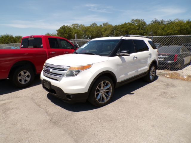 2015 Ford Explorer XLT 4WD San Antonio TX