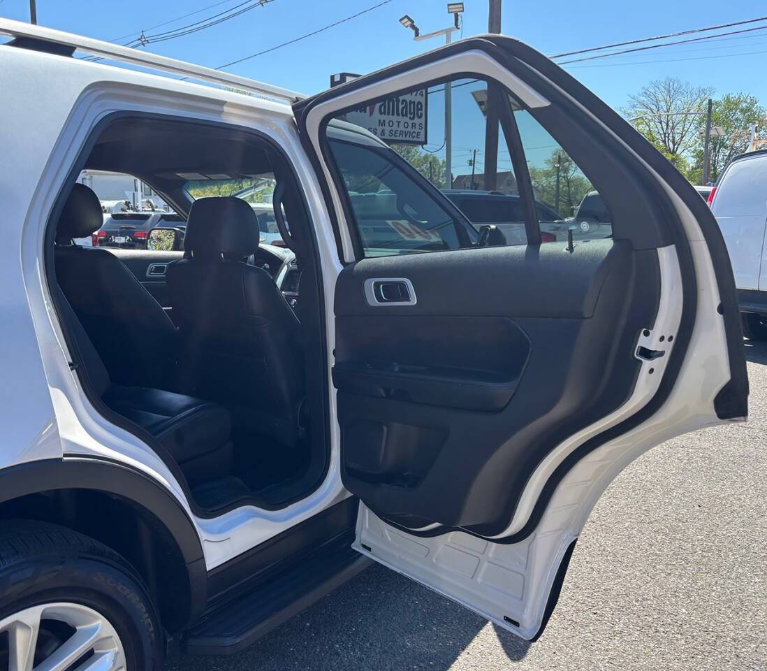 2015 Ford Explorer XLT AWD 4dr SUV Edison NJ