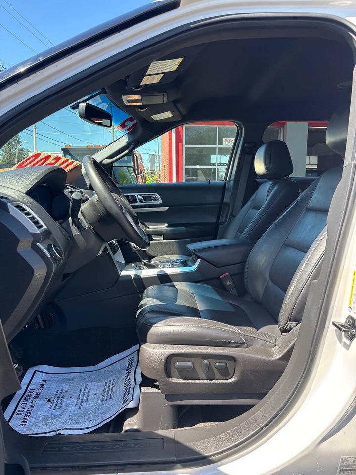 2015 Ford Explorer XLT AWD 4dr SUV Edison NJ