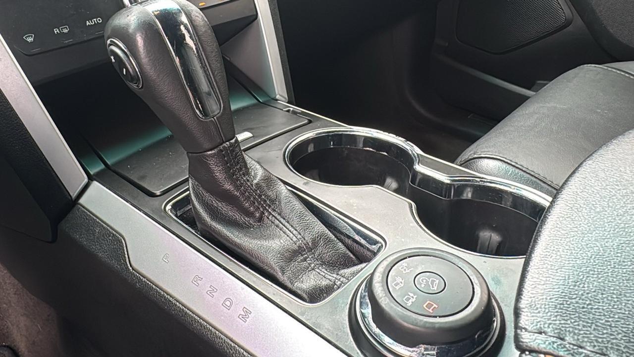 2015 Ford Explorer XLT  Selma TX