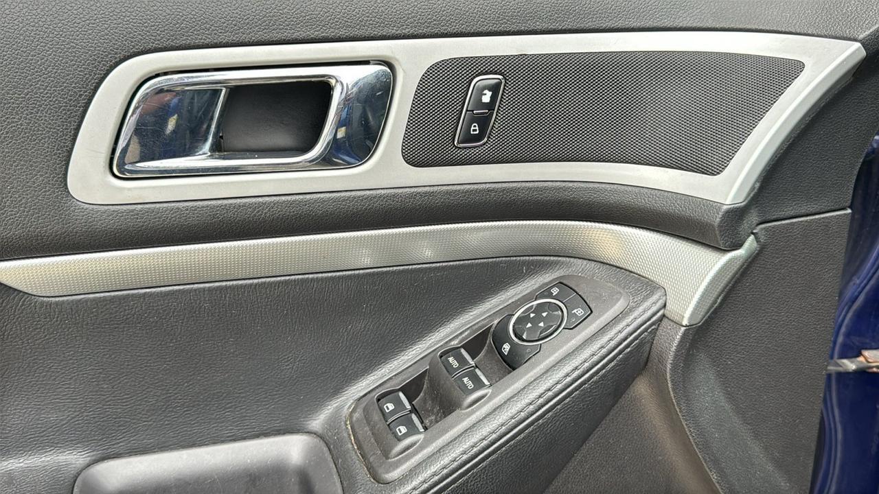 2015 Ford Explorer XLT  Selma TX