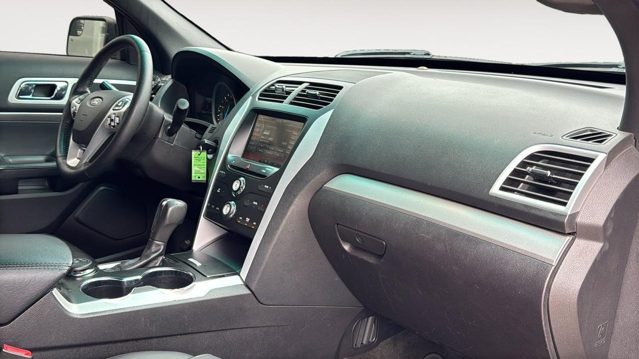 2015 Ford Explorer XLT  Selma TX