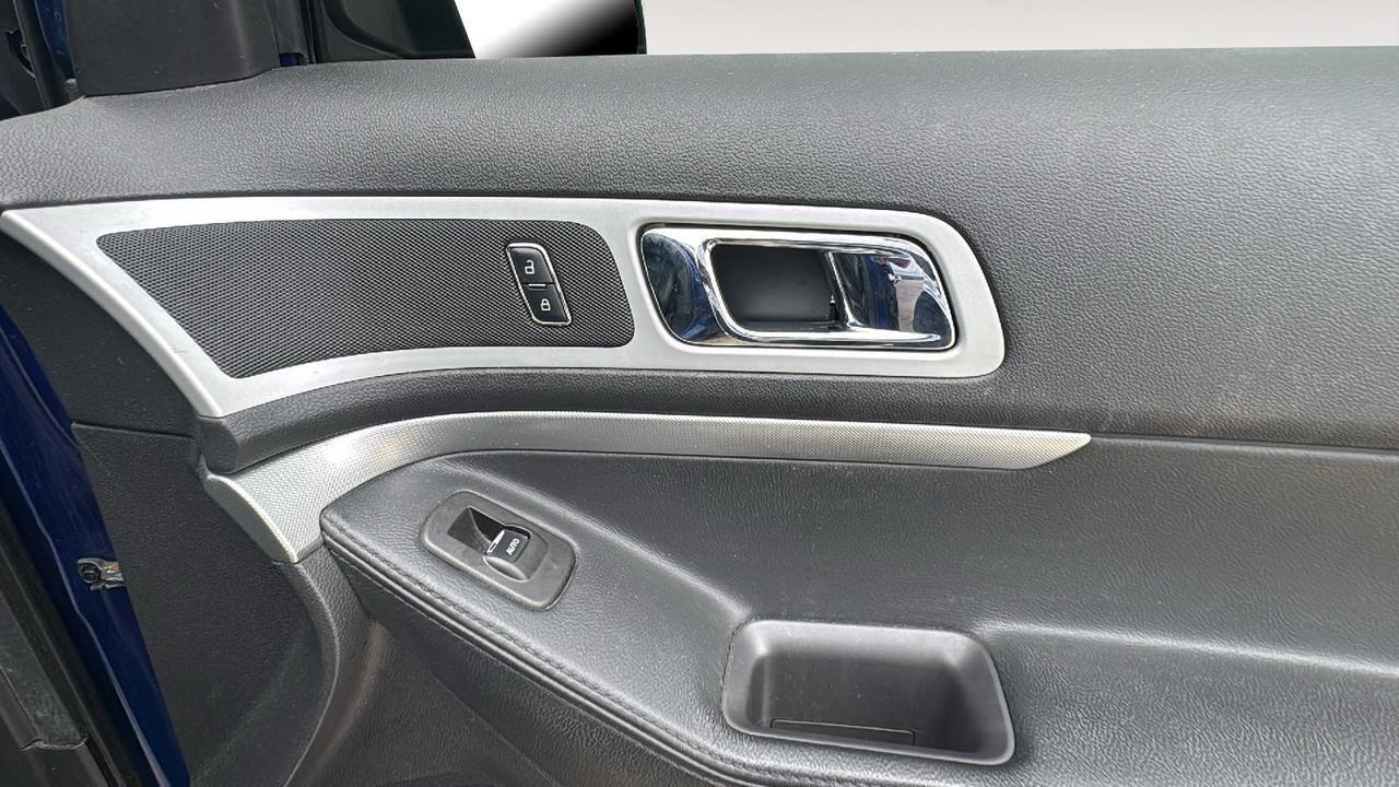 2015 Ford Explorer XLT  Selma TX