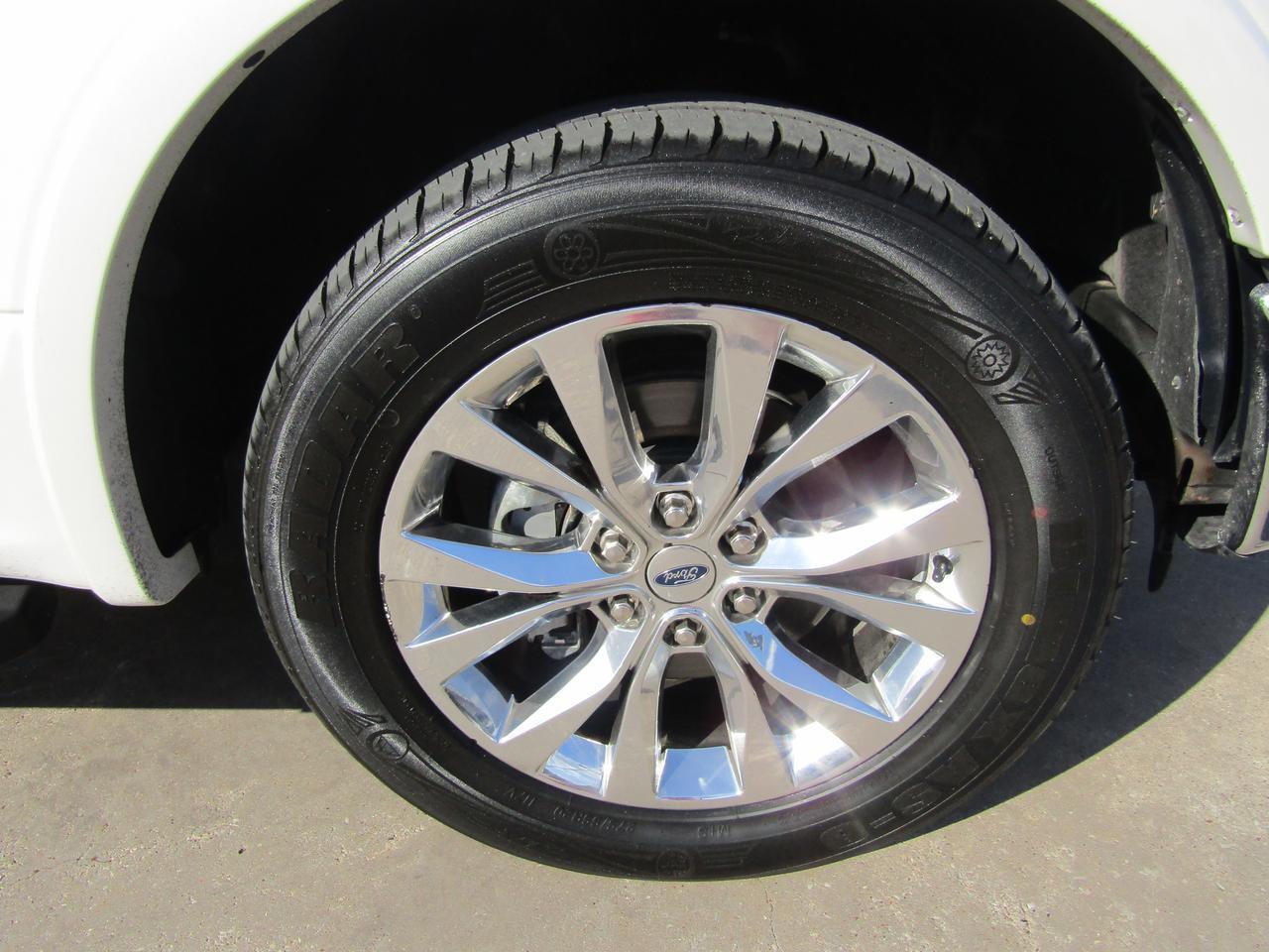2015 Ford F-150 2WD SuperCrew 145 Lariat Grand Prairie TX