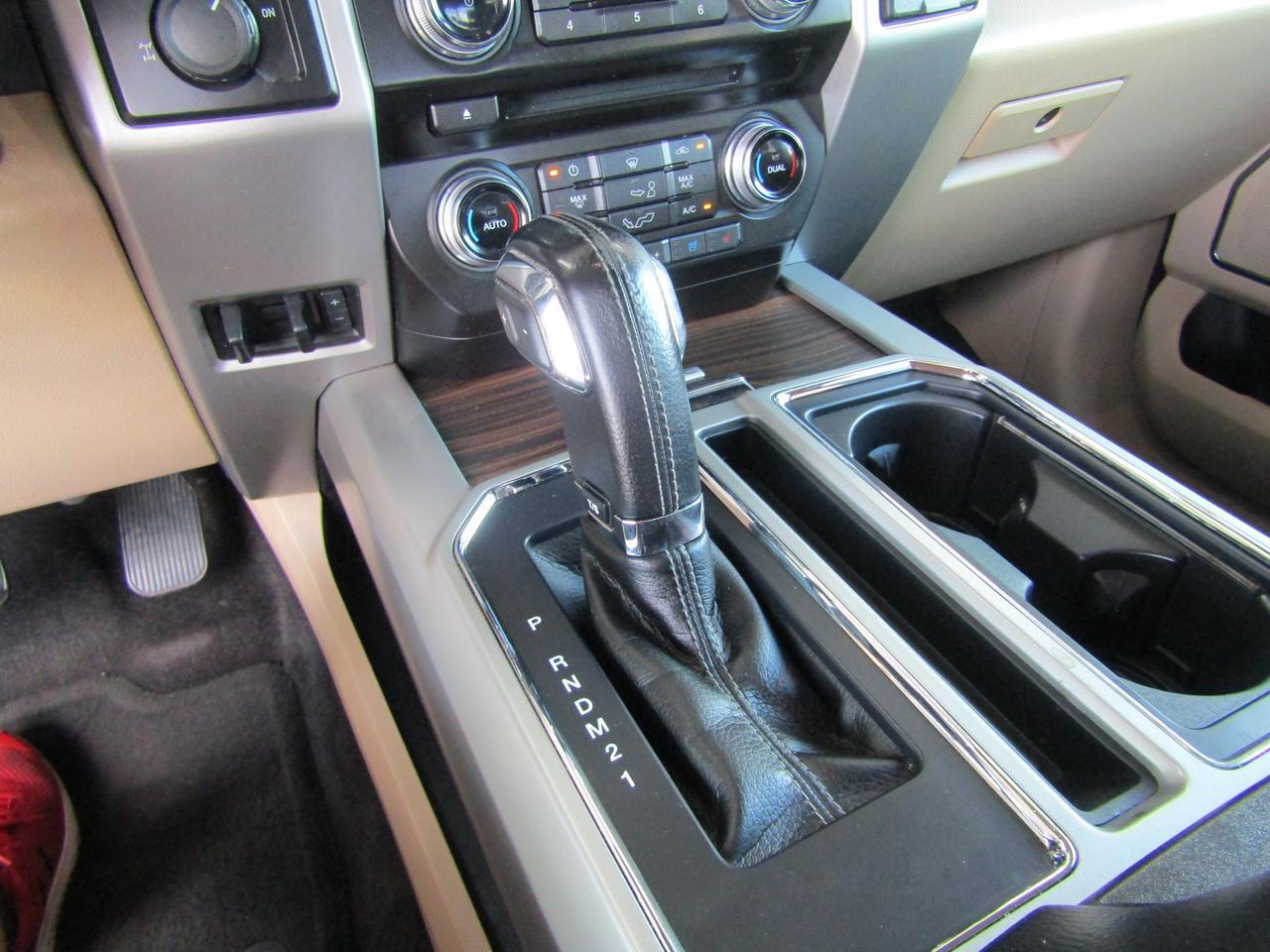 2015 Ford F-150 2WD SuperCrew 145 Lariat Grand Prairie TX