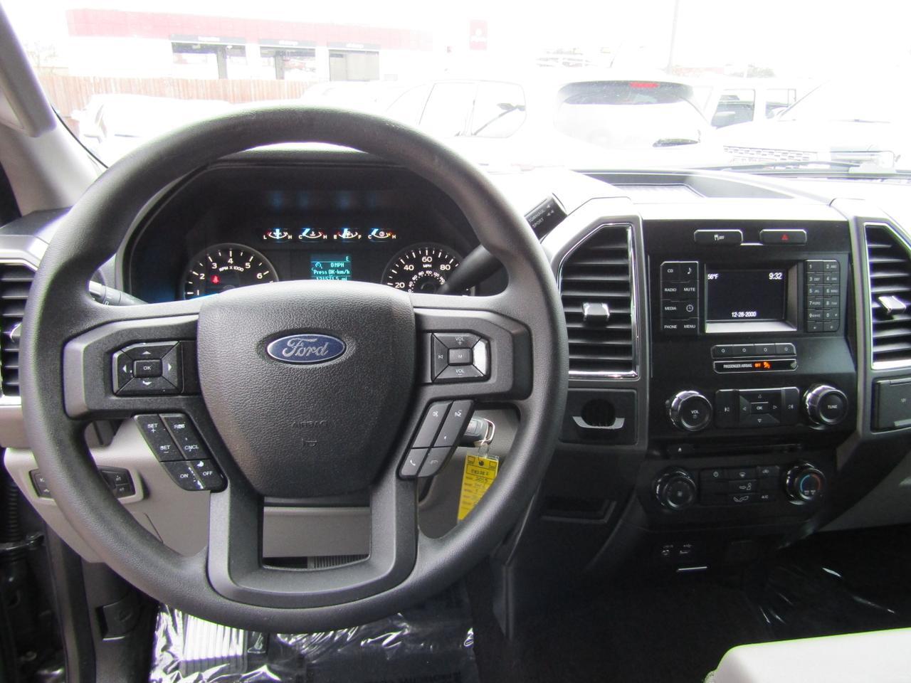 2015 Ford F-150 2WD SuperCrew 145 XLT Grand Prairie TX