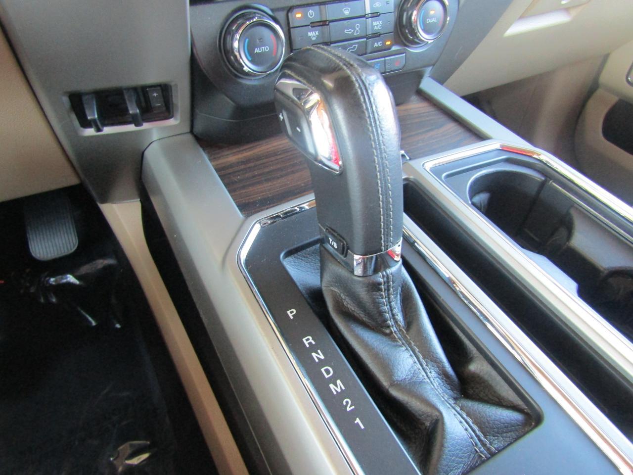 2015 Ford F-150 4WD SuperCrew 145 Lariat Grand Prairie TX