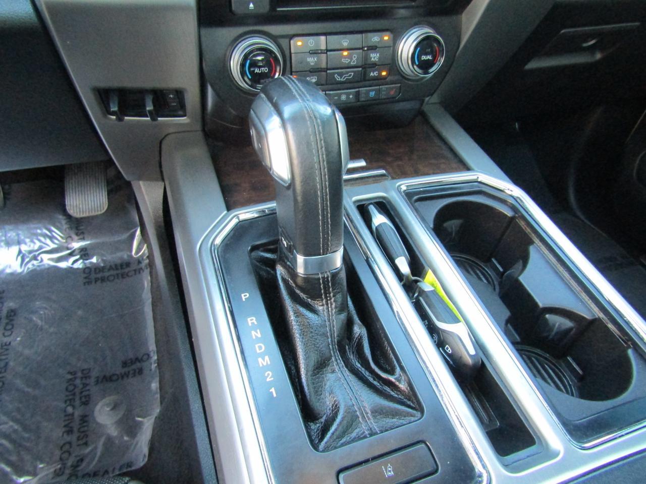 2015 Ford F-150 4WD SuperCrew 145 Platinum Grand Prairie TX