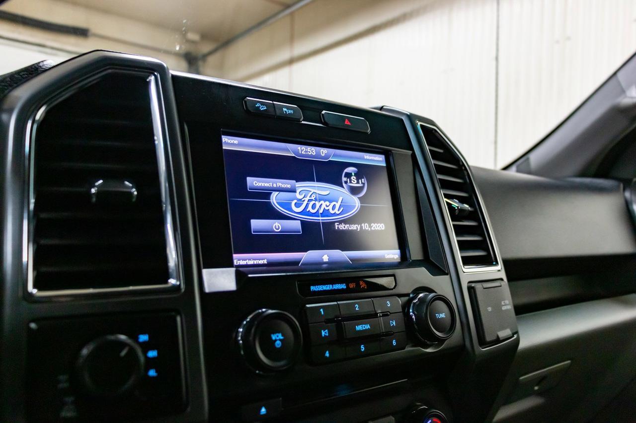 2015 Ford F-150 4x4 Super Cab XLT XTR BCam Red Deer AB