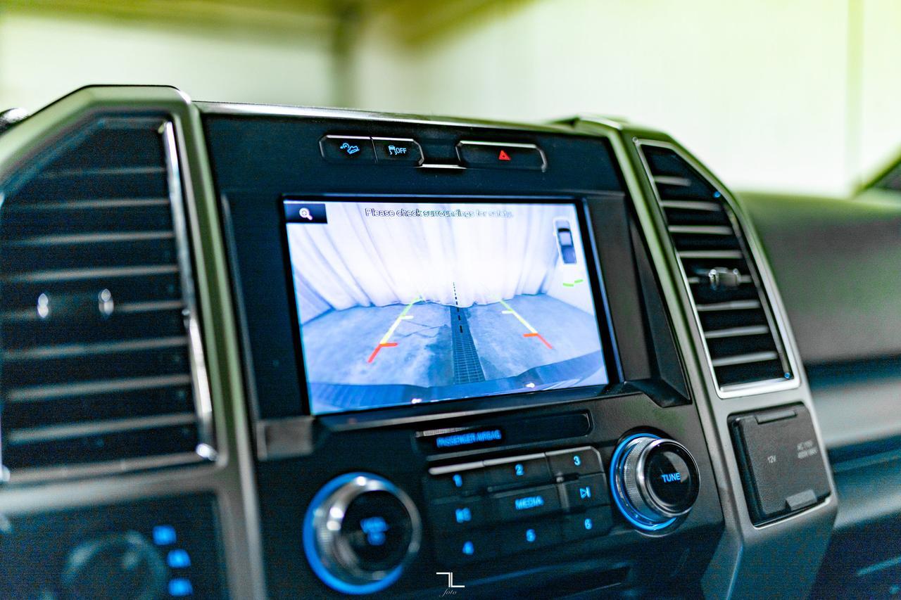 2015 Ford F-150 4x4 Super Crew Lariat FX4 Leather Roof BCam Red Deer AB