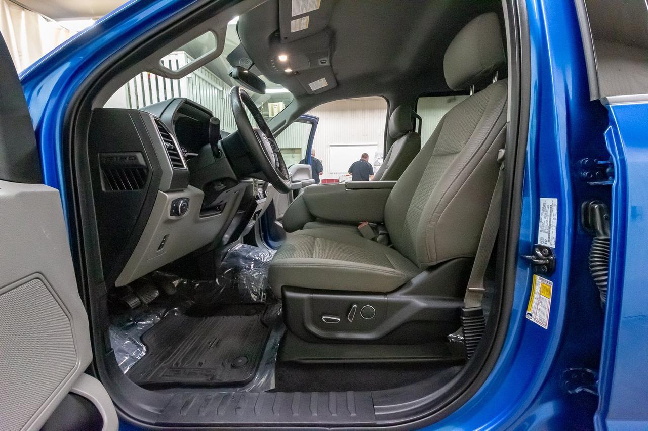 2015 Ford F-150 4x4 Super Crew XLT Longbox BCam Red Deer AB
