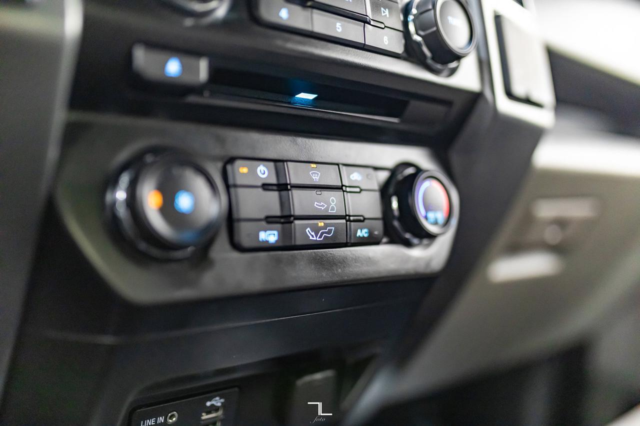 2015 Ford F-150 4x4 Super Crew XLT XTR BCam Red Deer AB