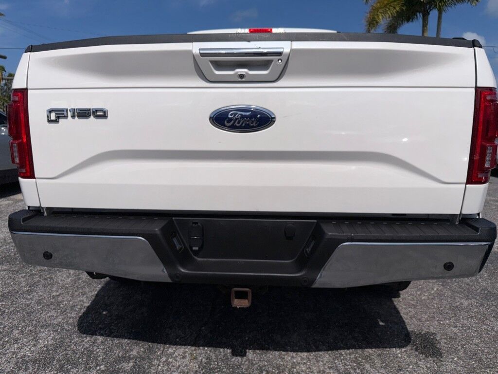 2015 Ford F-150 LARIAT~CLEAN CARFAX~TRAILER BRAKE~BED COVER~LEATHER~NAVIGATION~POWER REAR SLIDING WINDOW~ONLINE FINANCE AND SHIPPING AVAILABLE!!!! Sarasota FL